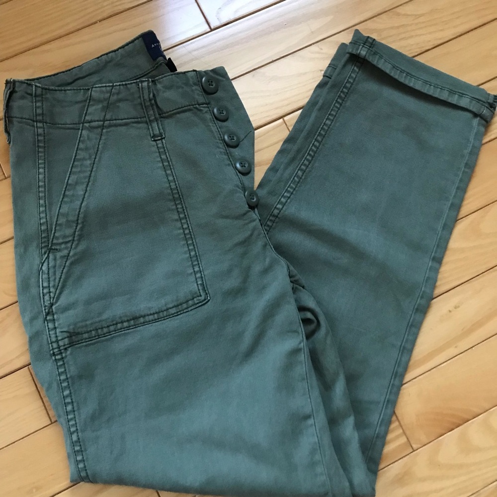 Crop twill/khaki pants